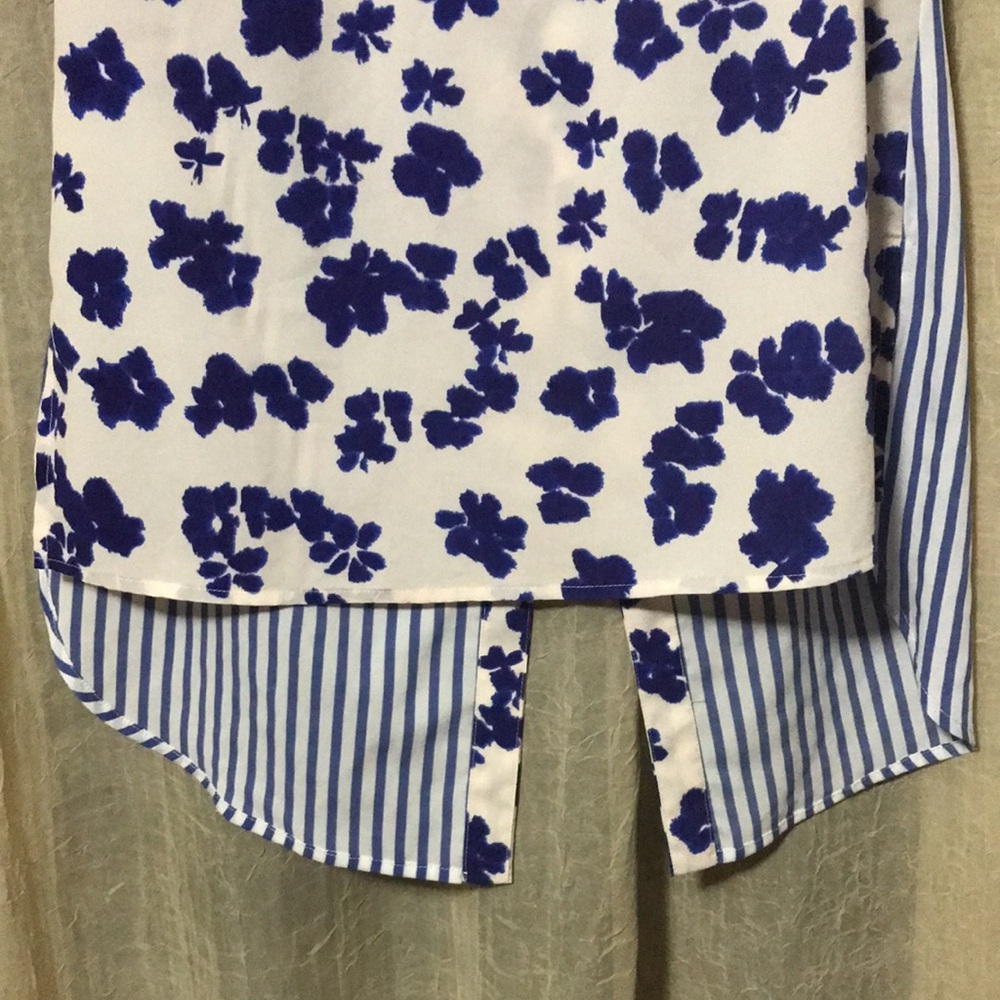 Cabi Top - Picture 4 of 8
